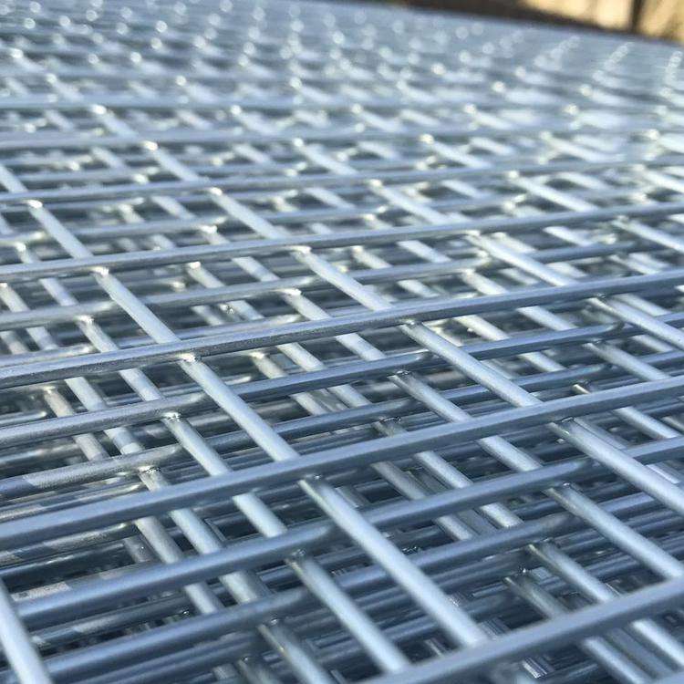 電焊鍍鋅網(wǎng)片對網(wǎng)孔尺寸的要求 電焊鍍鋅網(wǎng)片對網(wǎng)孔尺寸的要求