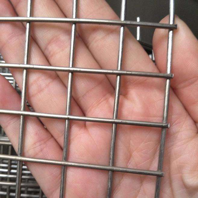 如何做好不銹鋼電焊網的保養工作 如何做好不銹鋼電焊網的保養工作